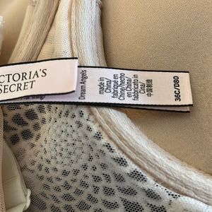 Victoria secretdream angel-corset type bra-size 36C.  Worn once,smoke free home.